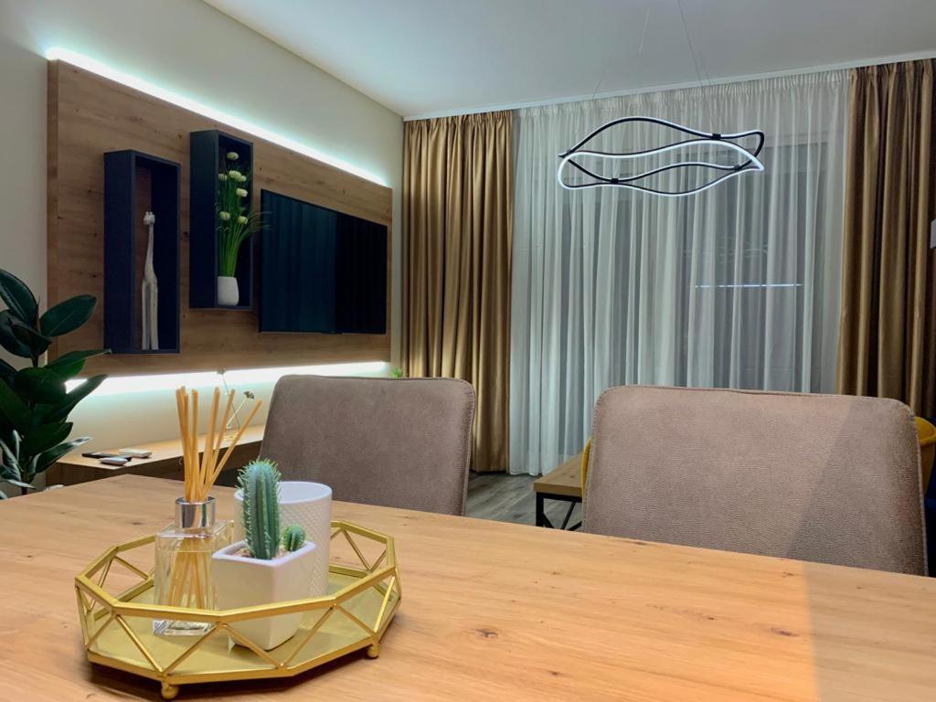 Apartment Linda With Panoramic Sea View Makarska Eksteriør bilde