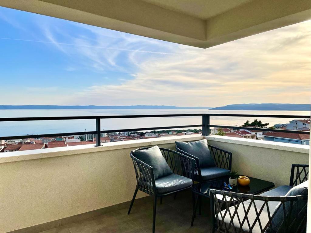 Apartment Linda With Panoramic Sea View Makarska Eksteriør bilde